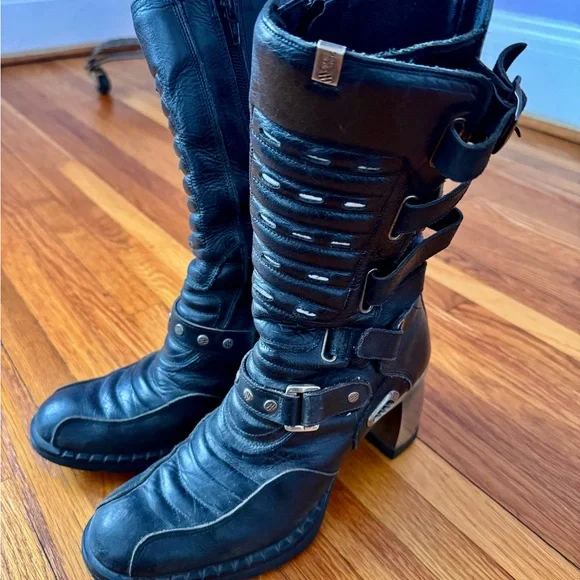 New Rock Black Leather Women's Boots with Metal Heels Size 8 - Picture 3 of 11